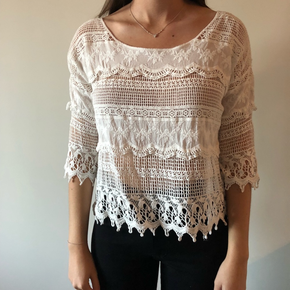 White lace half sleeve